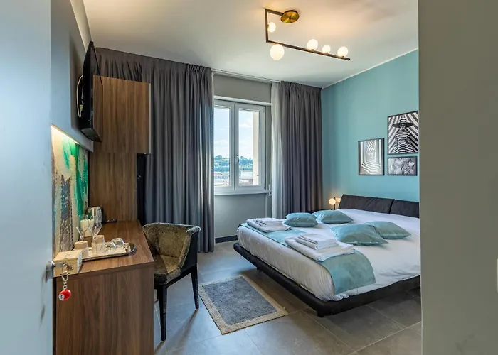 3 Bedroom Cozy In Appartement *